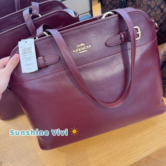 NWT Coach Easton Tote Bag CCZ07 Shiny smooth leather Dark Wine - Picture 6 of 8